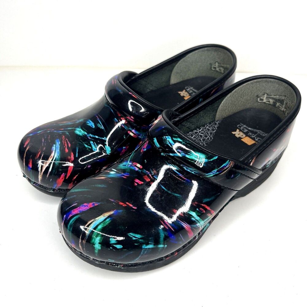 Dansko XP 2.0 Paint Swirl Patent Women Clogs EU 37 US 6.5 Non Slip Nursing Shoe